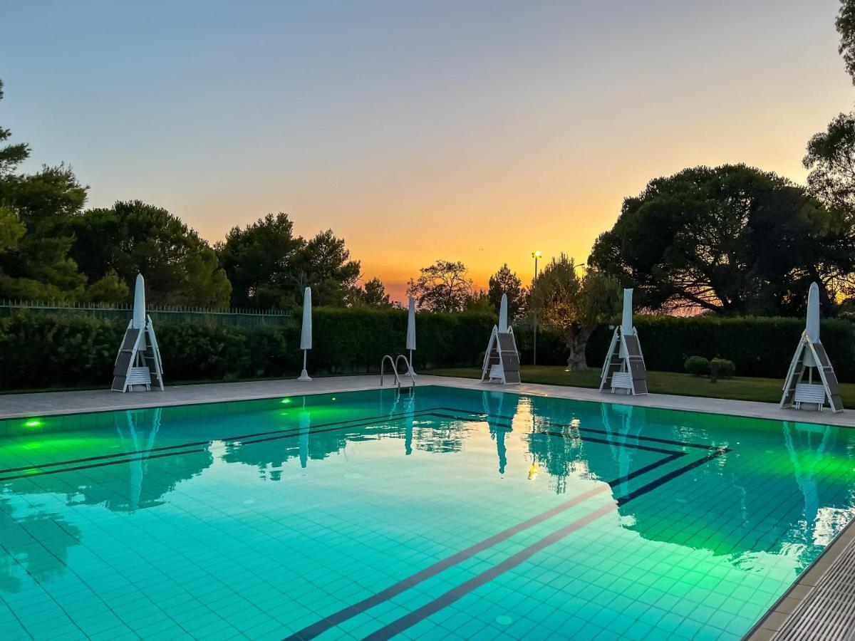 Salapia Salis Resort Margherita Di Savoia Exteriör bild